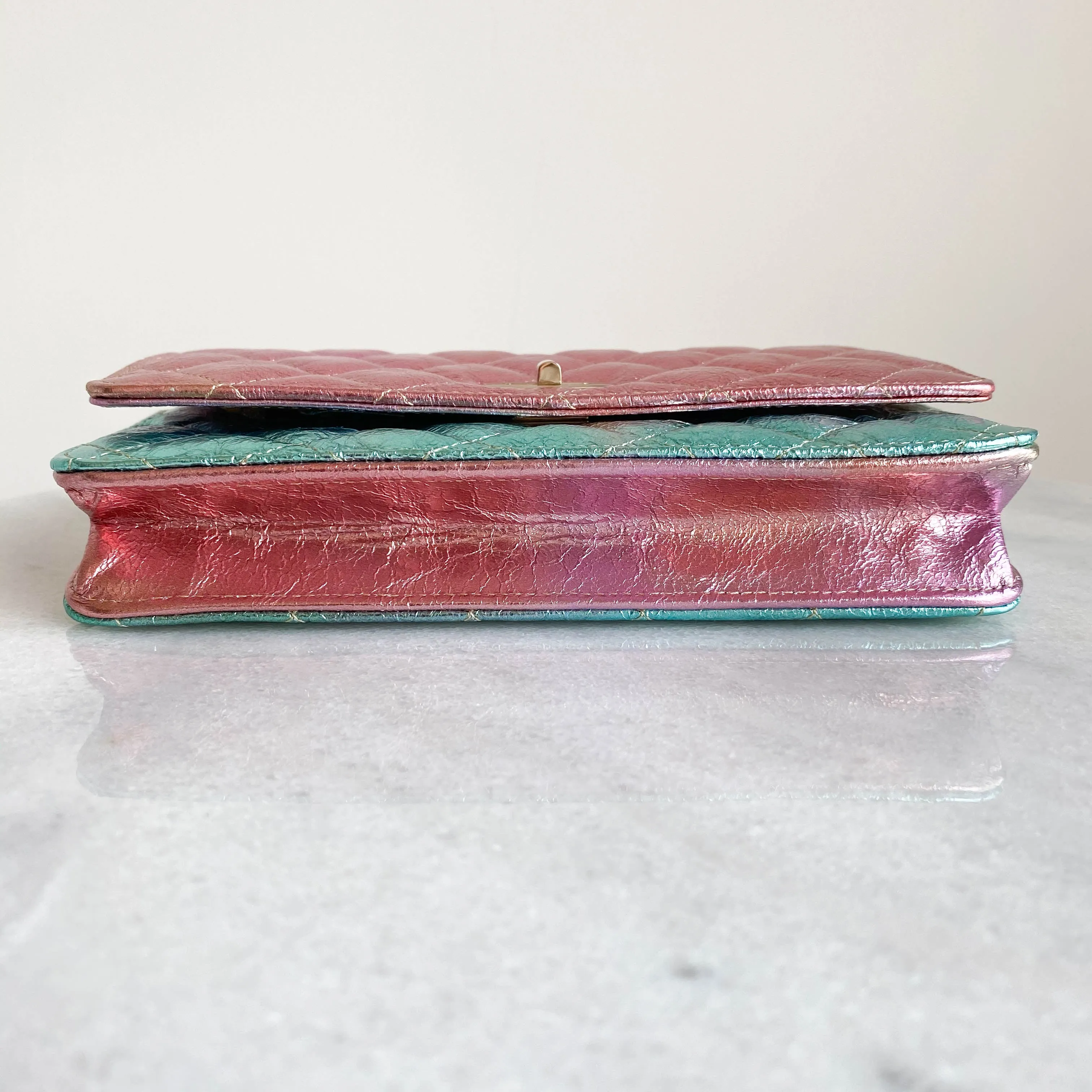20A Rainbow Metallic 2.55 Reissue Wallet On Chain WOC