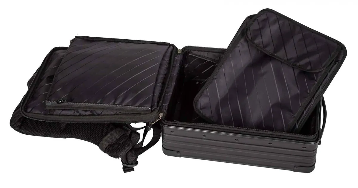 Aleon 17" Aluminum Hybrid Backpack - Onyx