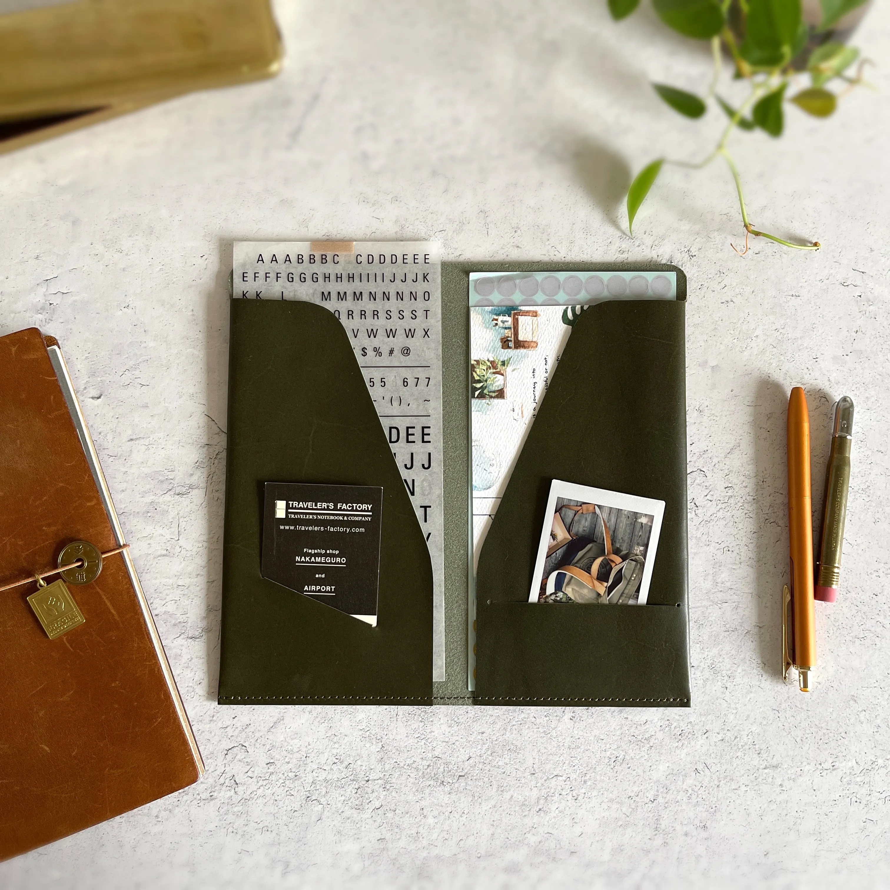 [BKx1.61] Portfolio Folder // Olive (Regular)