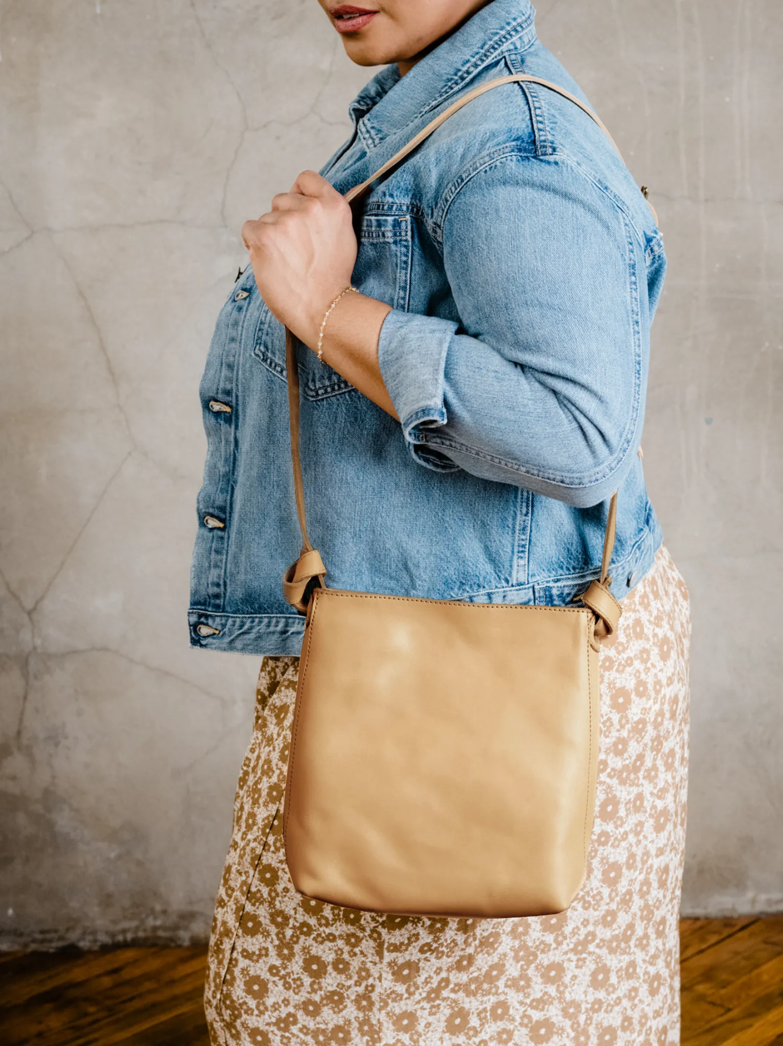 Cait Knotted Crossbody