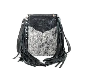 Carrie - Black & White w/ Onyx Roses