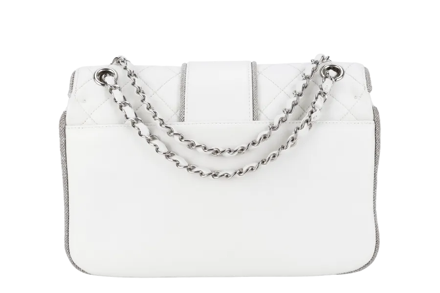 CHANEL WHITE QUILTED LEATHER GLITTER TRIM EDGE SHOULDER BAG SILVER CHAIN 2718xxxx WITH CARD, DUST COVER AND BOX
