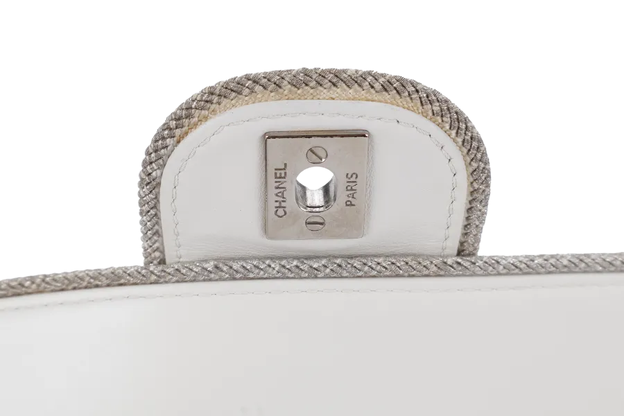 CHANEL WHITE QUILTED LEATHER GLITTER TRIM EDGE SHOULDER BAG SILVER CHAIN 2718xxxx WITH CARD, DUST COVER AND BOX