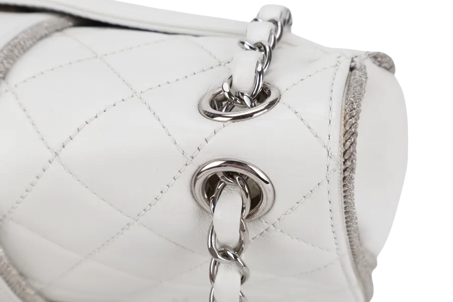 CHANEL WHITE QUILTED LEATHER GLITTER TRIM EDGE SHOULDER BAG SILVER CHAIN 2718xxxx WITH CARD, DUST COVER AND BOX
