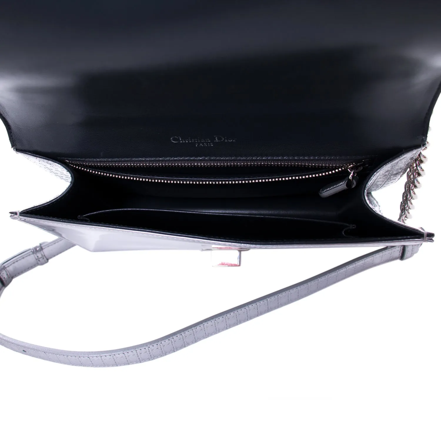 Christian Dior Diorama Medium Shoulder Bag