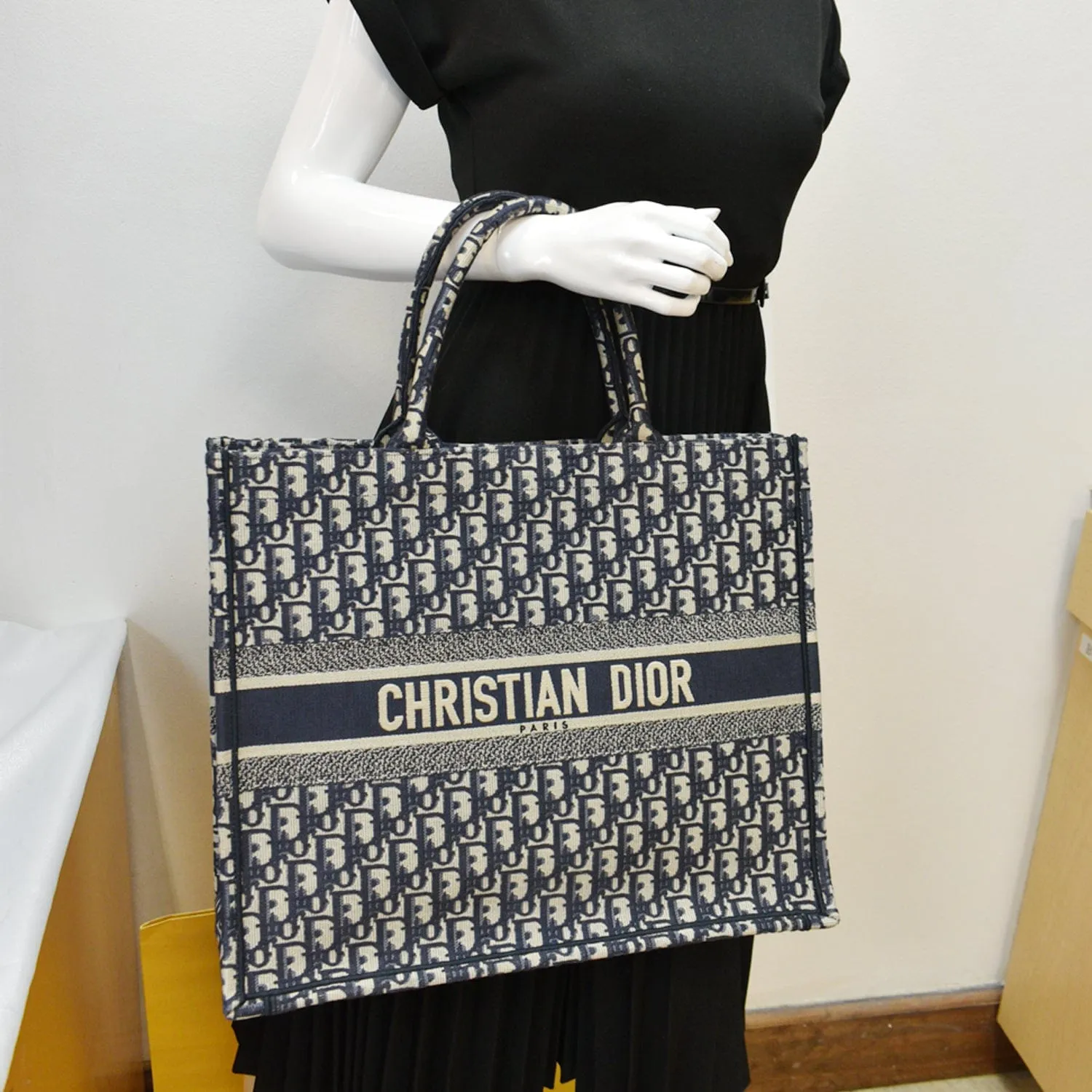 CHRISTIAN DIOR Large Book Oblique Embroidered Canvas Tote Bag Multicolor - Hot Deals