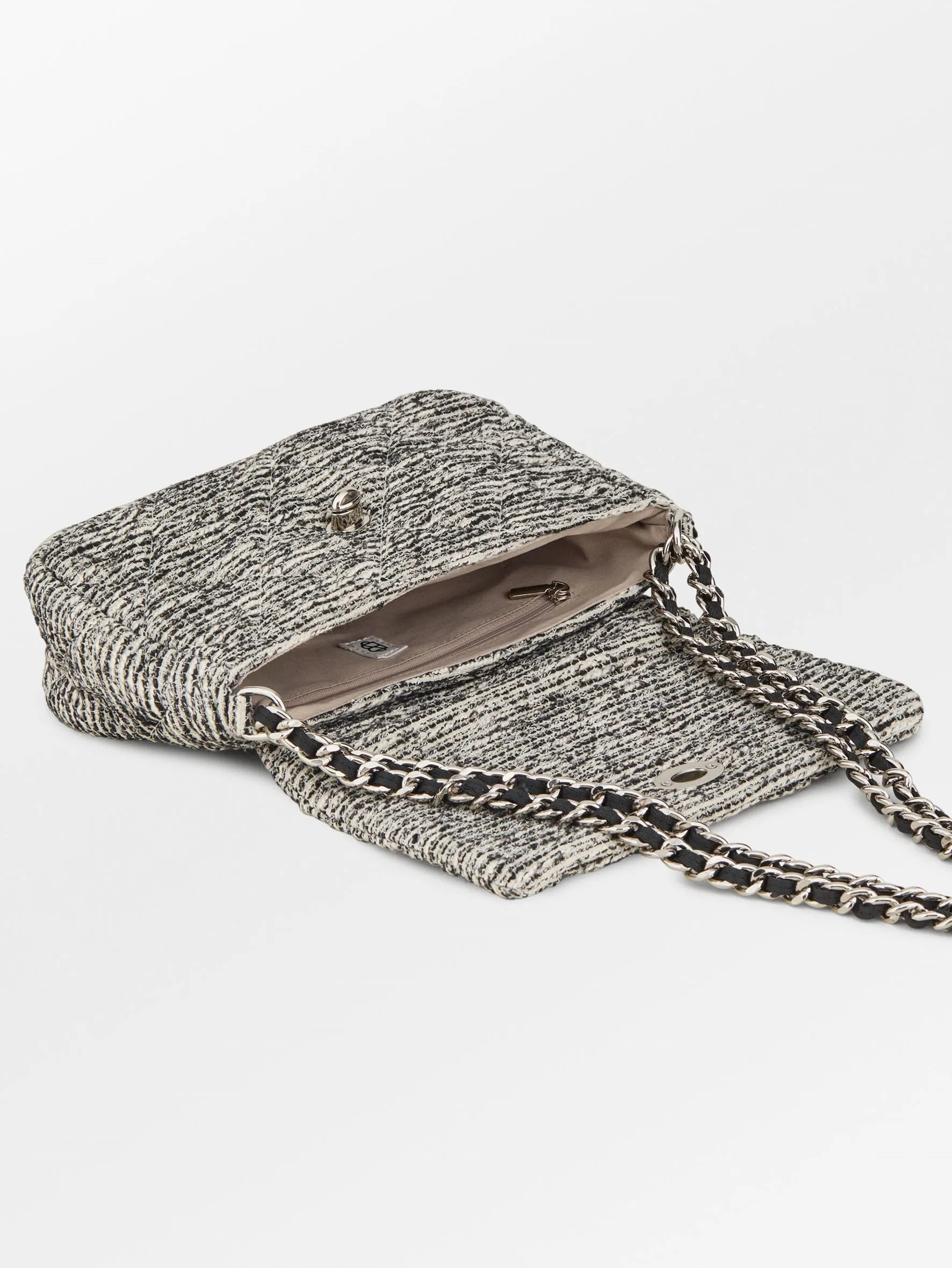 Dew Hollis Bag