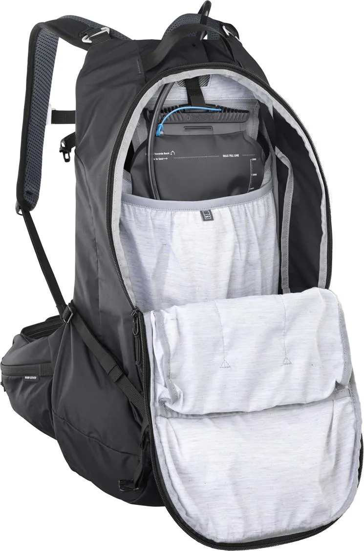 Evoc - Trail Pro Blackline 26L Backpack