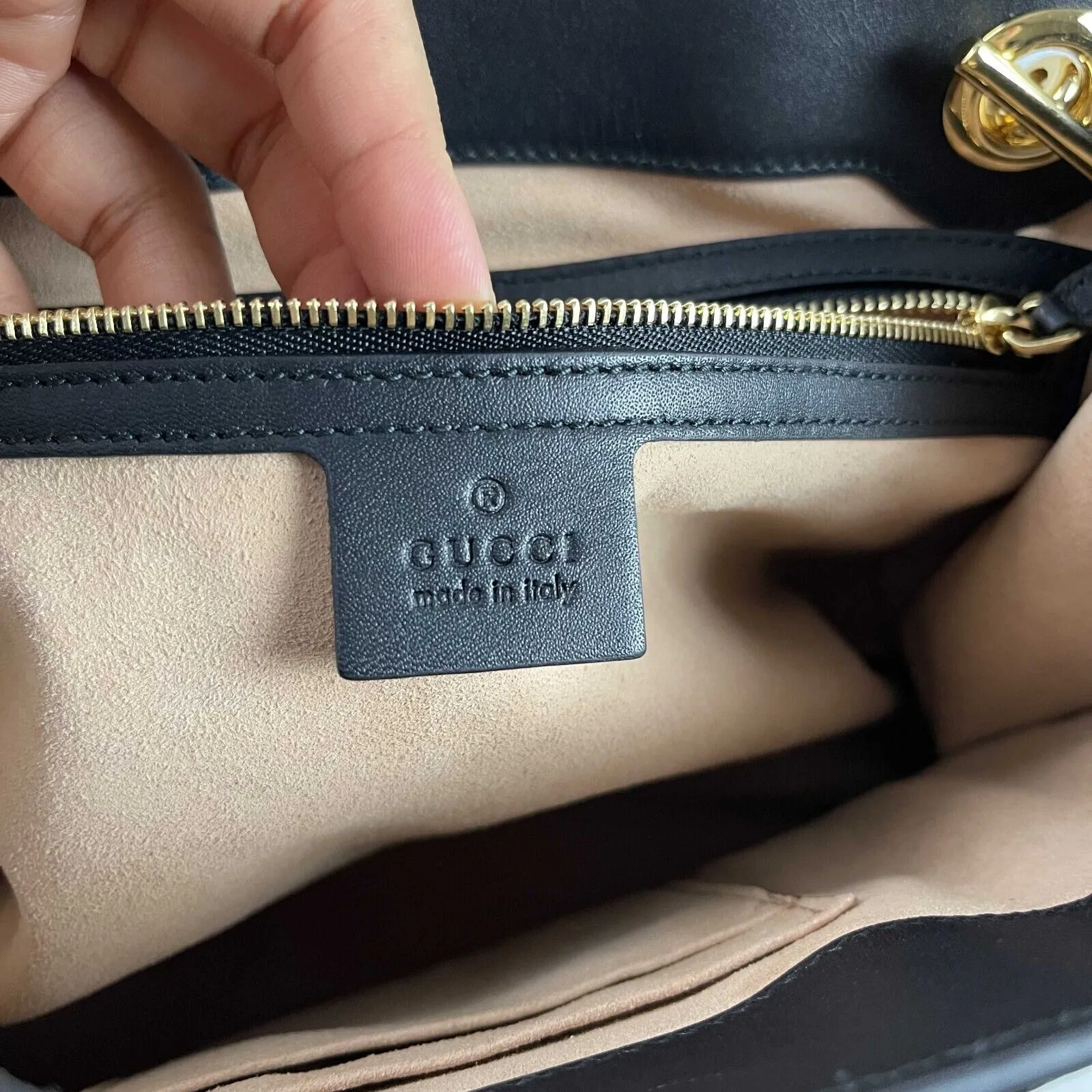 Gucci Padlock Chain Tote GG Supreme Monogram Bees Medium Brown Handbag Excellent