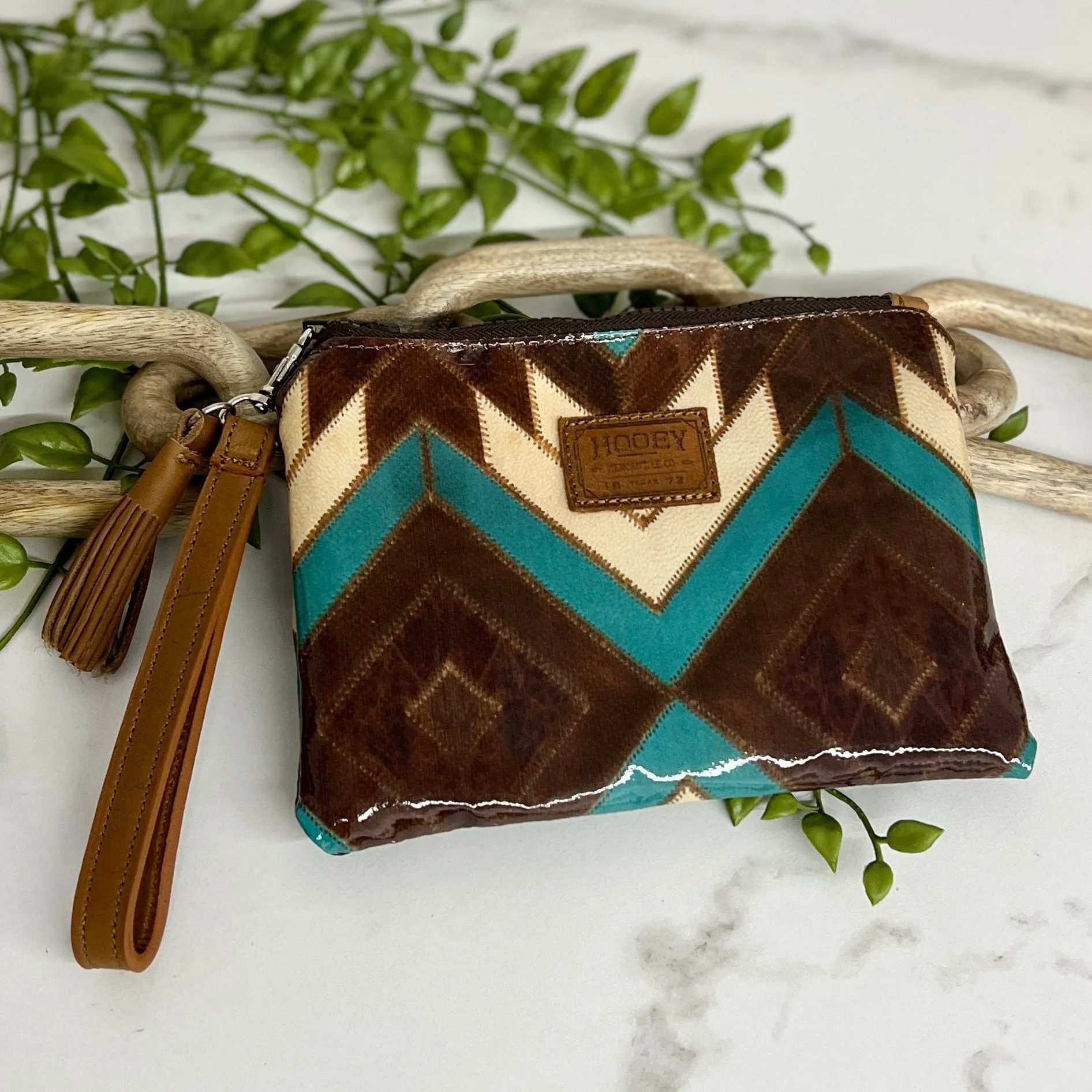 HOOEY  "MONTEZUMA" BROWN/TURQUOISE AZTEC PATTERN ARENA WRISTLET