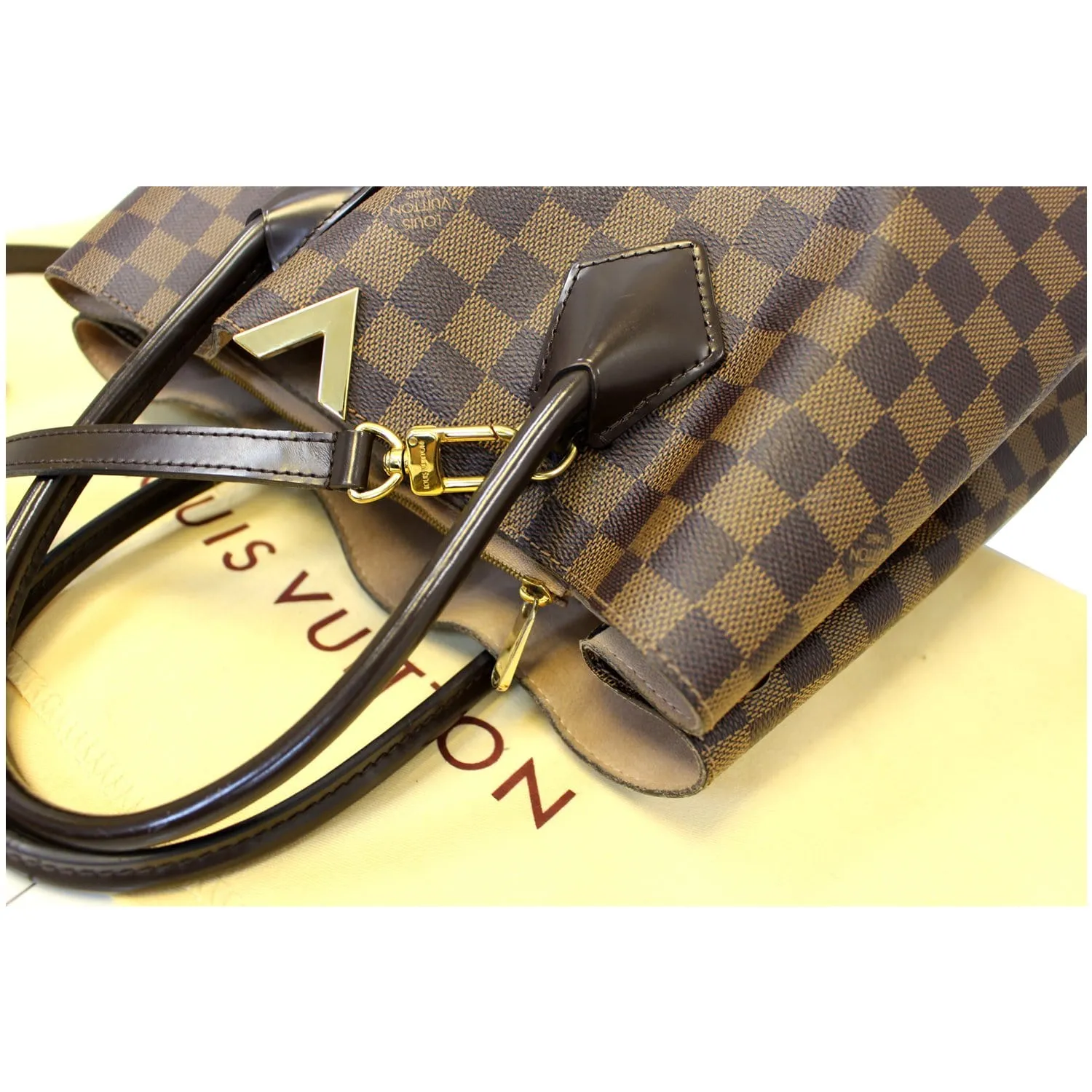 LOUIS VUITTON Kensington Damier Ebene Shoulder Handbag