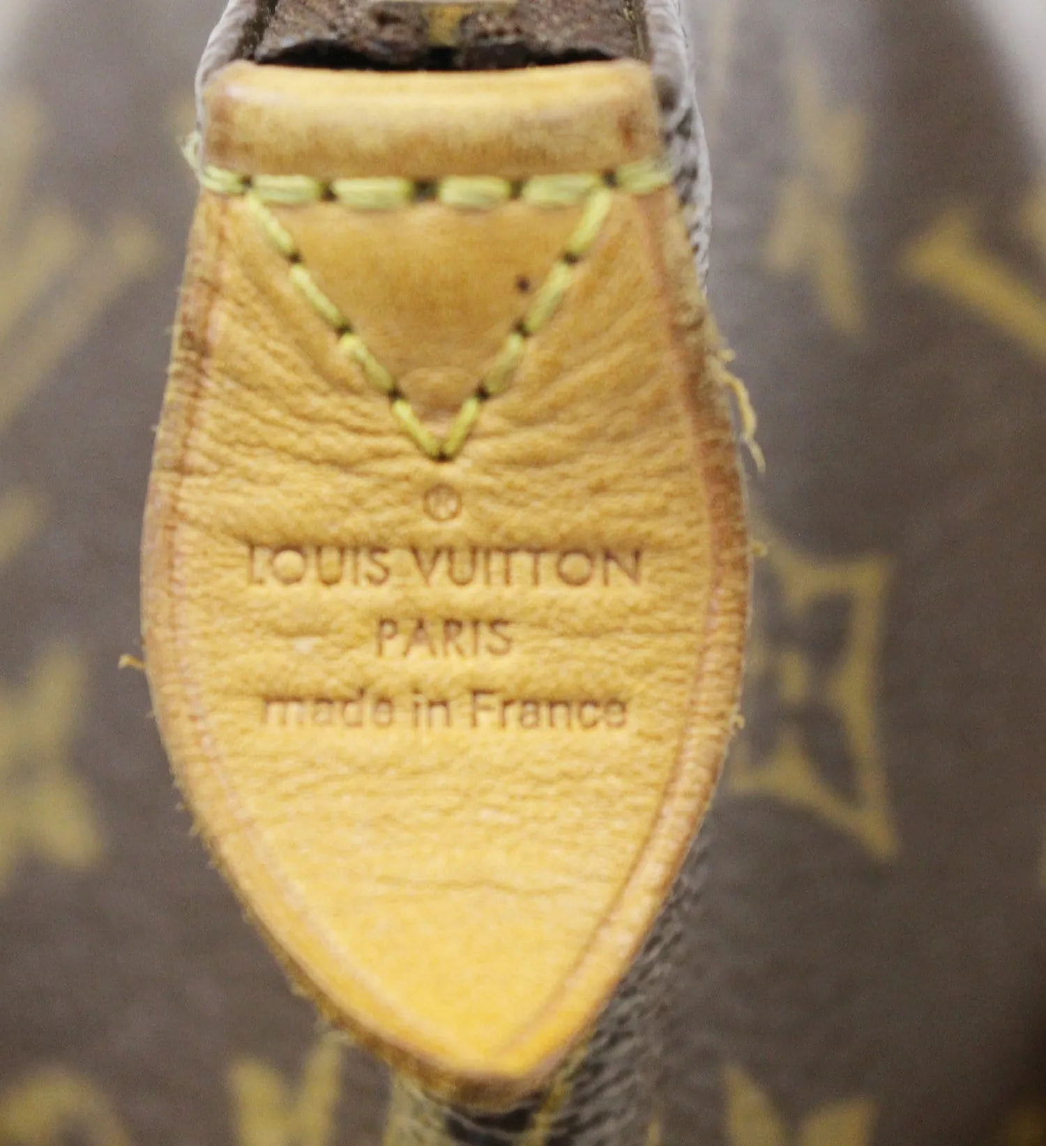 LOUIS VUITTON Monogram Canvas Totally MM Tote Brown Bag