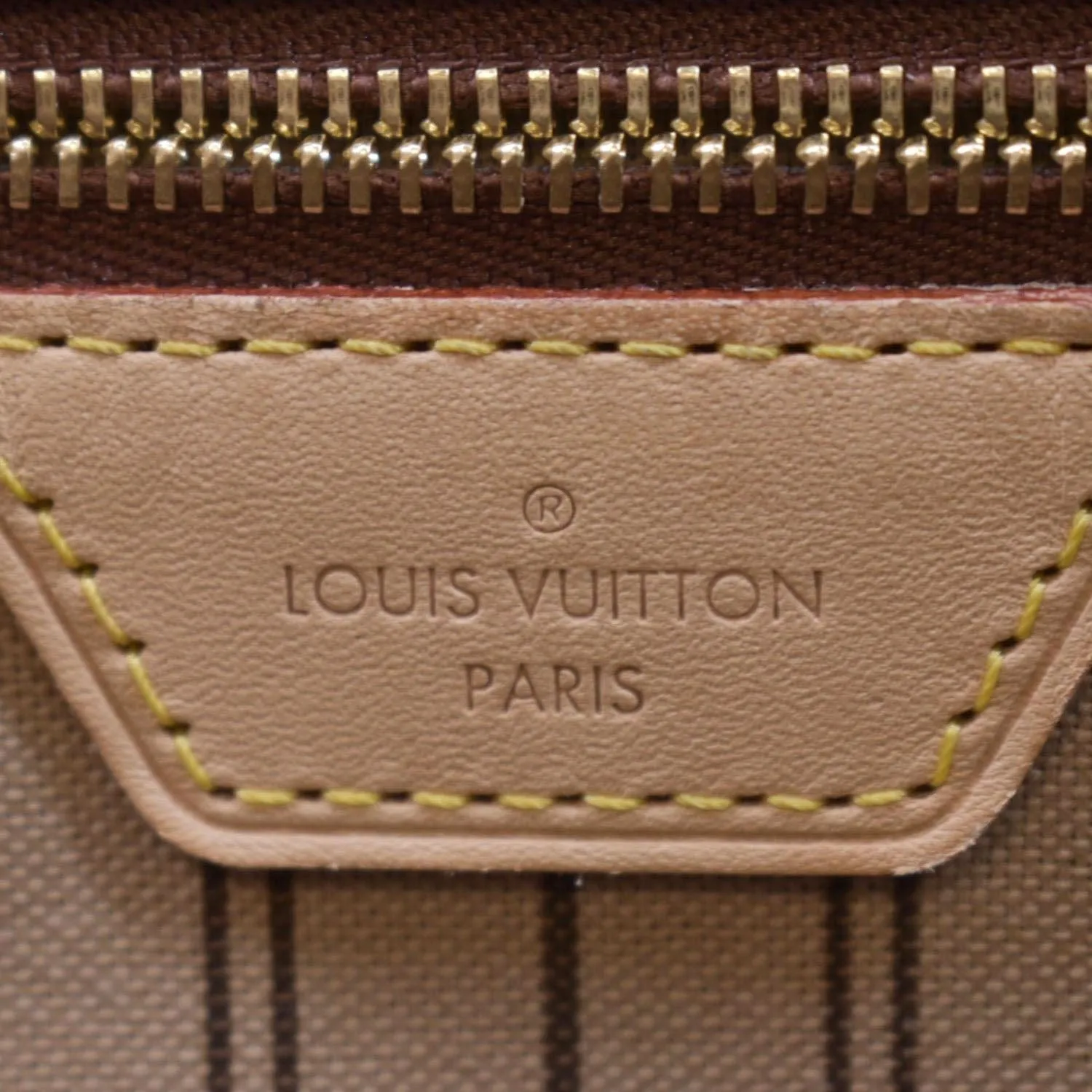 LOUIS VUITTON Neverfull GM Monogram Canvas Tote Bag Brown