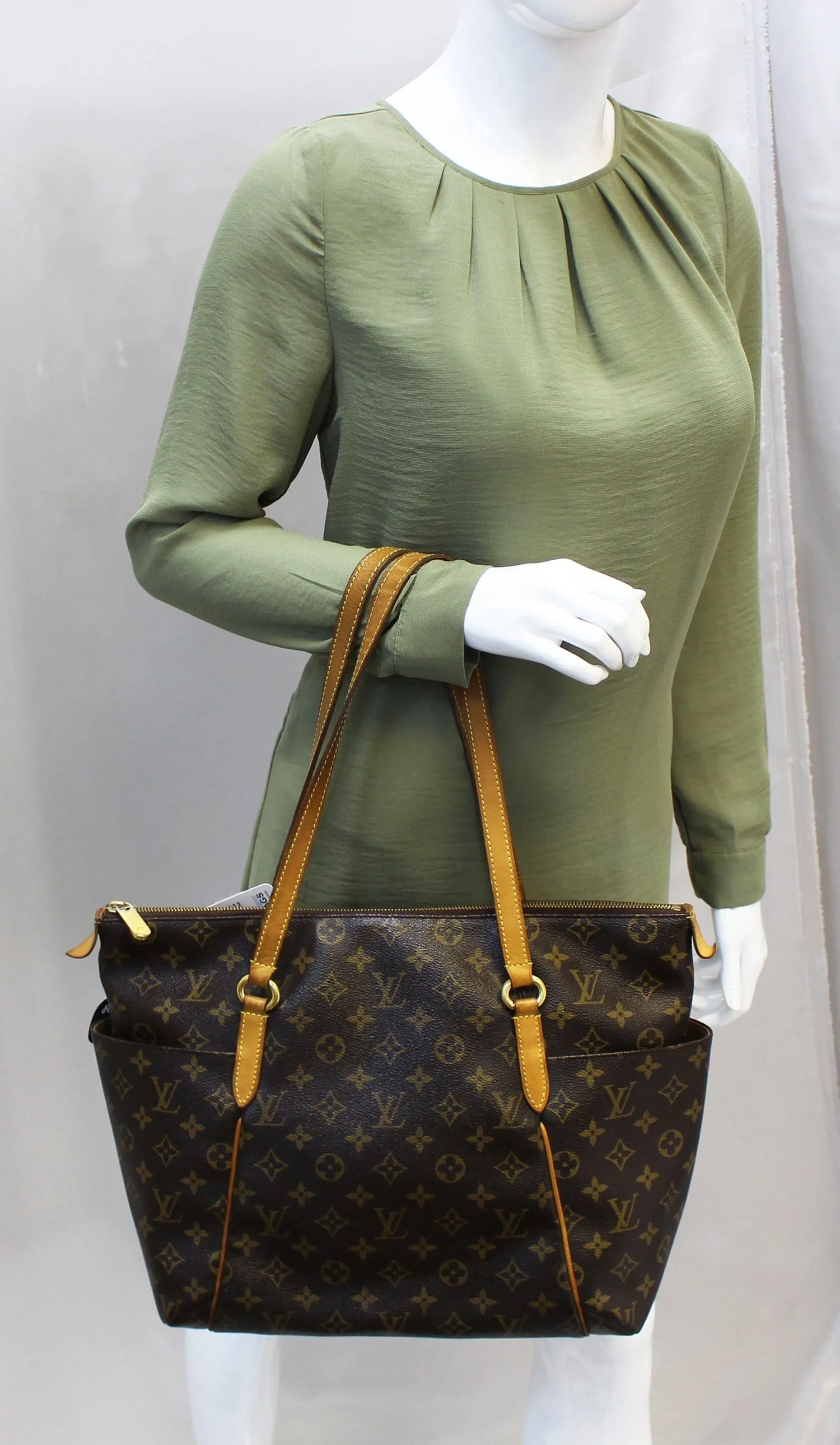 LOUIS VUITTON Used  Monogram Canvas Totally MM Tote Brown Bag