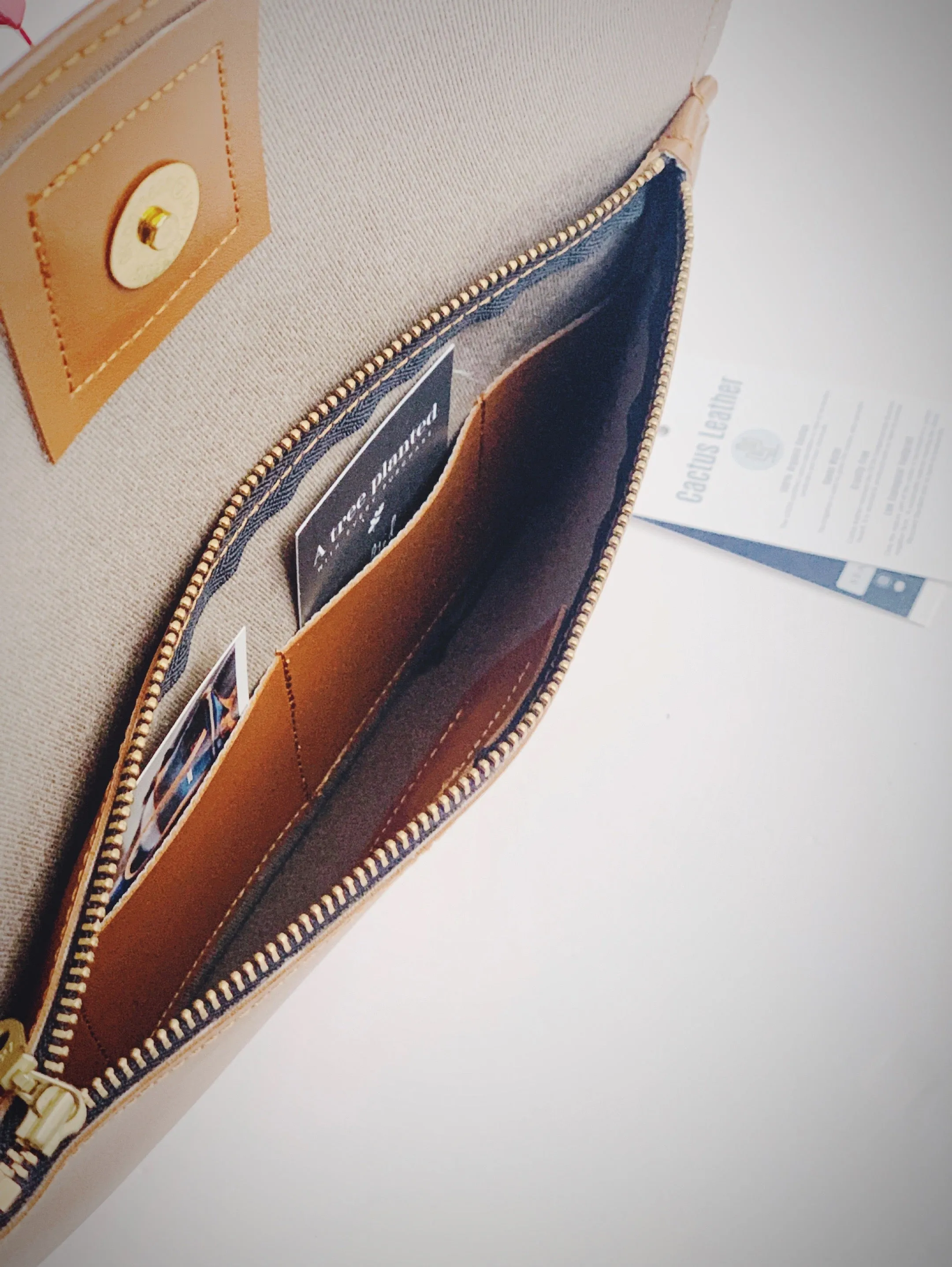 Modern Wallet & Wristlet