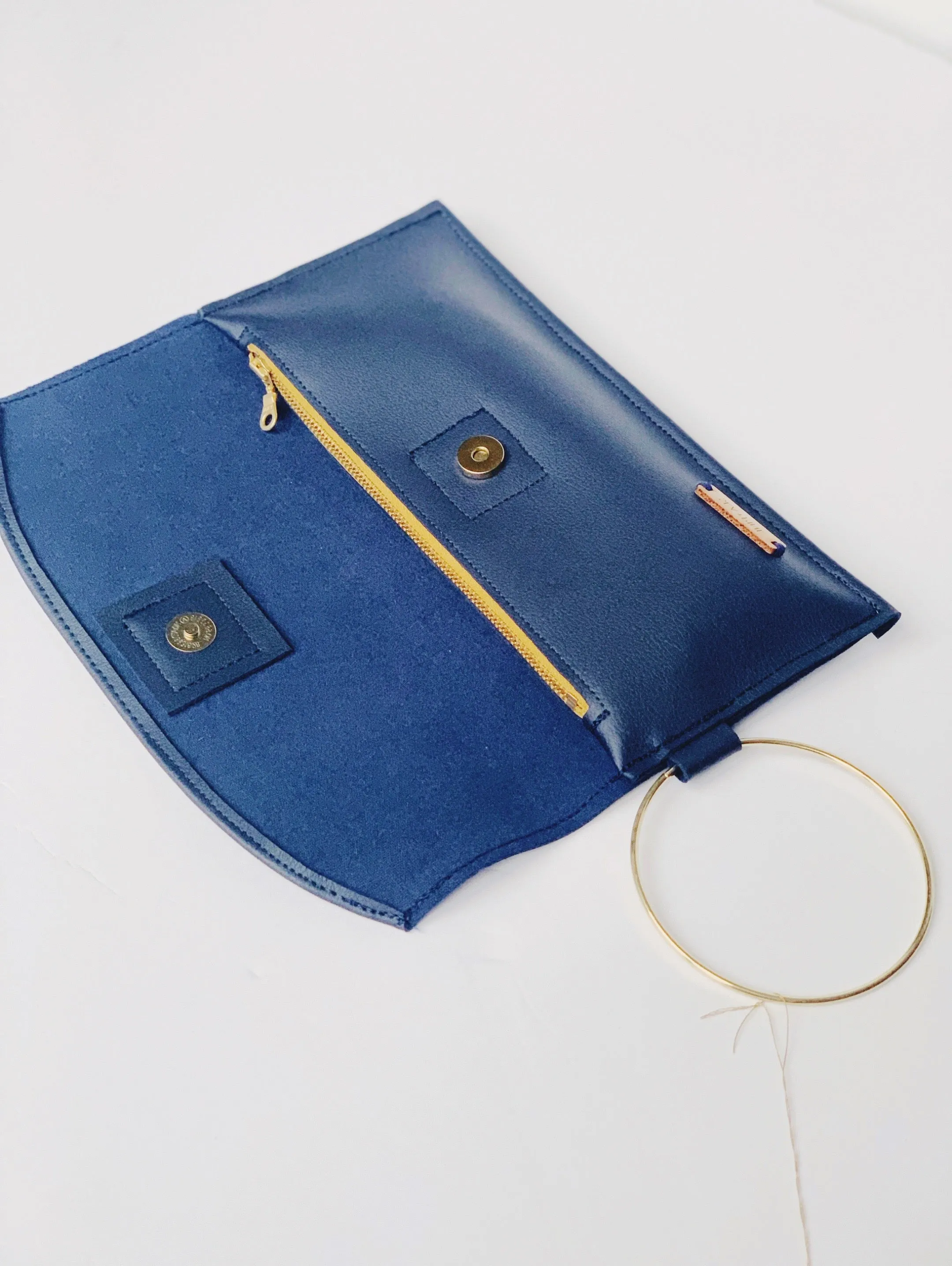 Modern Wallet & Wristlet