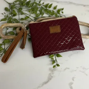 "HOOEY RODEO" BURGUNDY/TAN W/QUILT ARENA WRISTLET