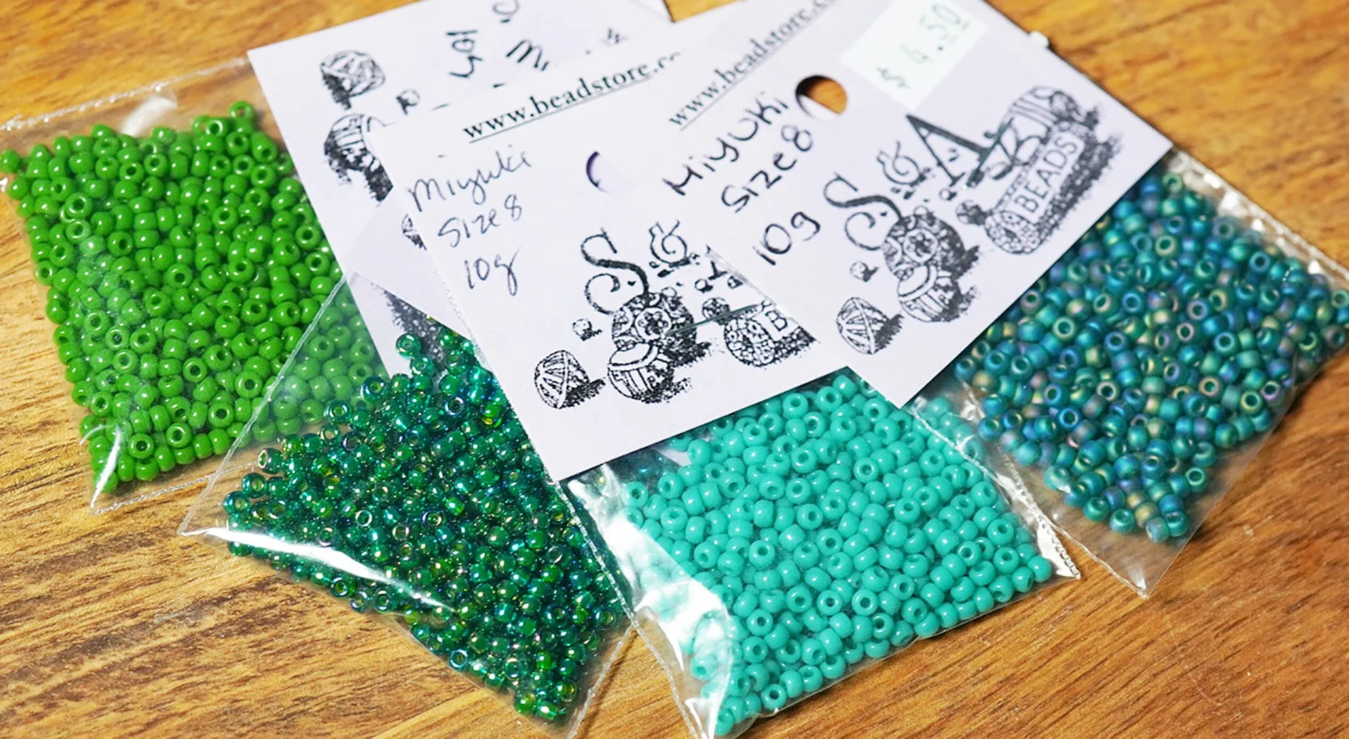 Seed Bead Kits (Size 8)