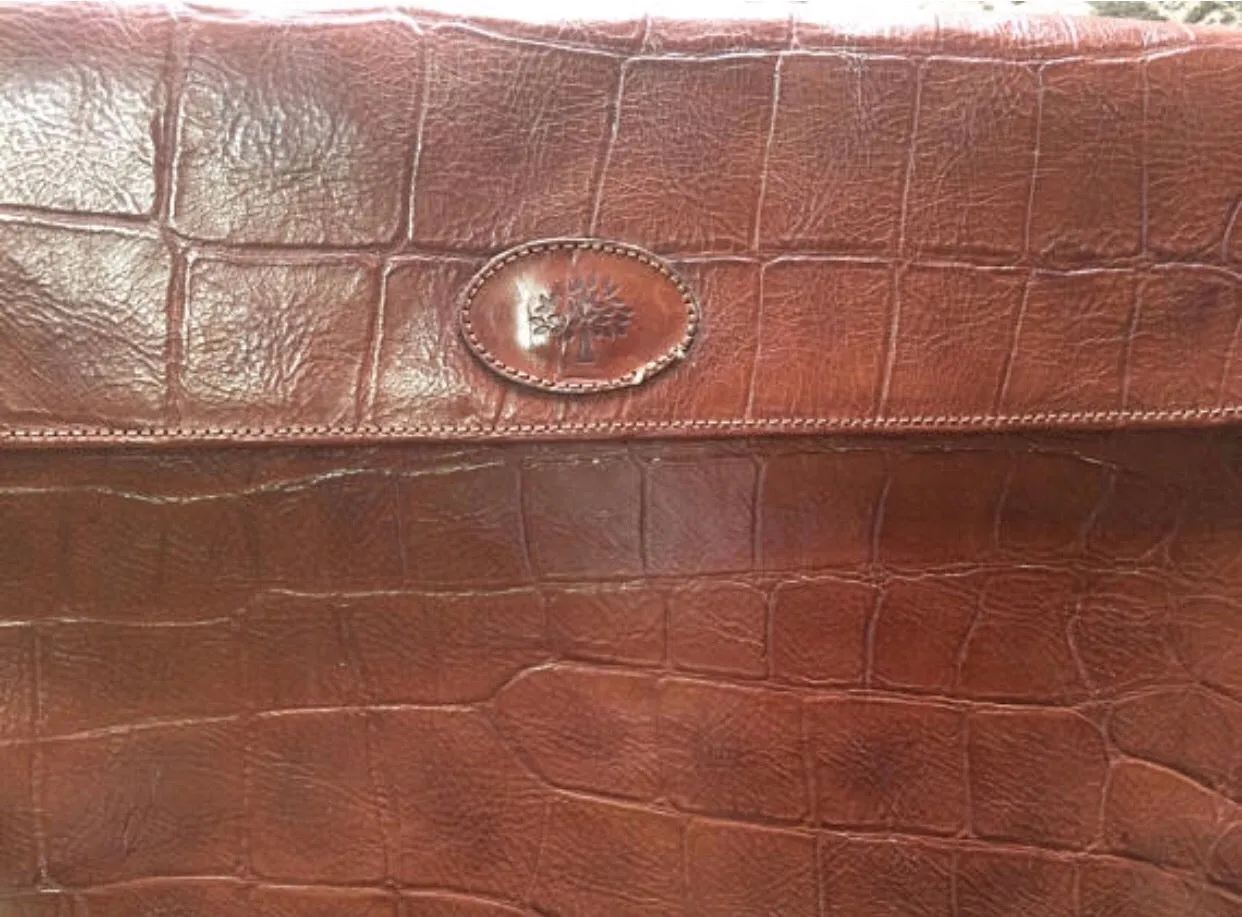Vintage Mulberry brown croc embossed leather portfolio bag, document case purse, can be iPad purse. Classic unisex piece by Roger Saul. 050406r7